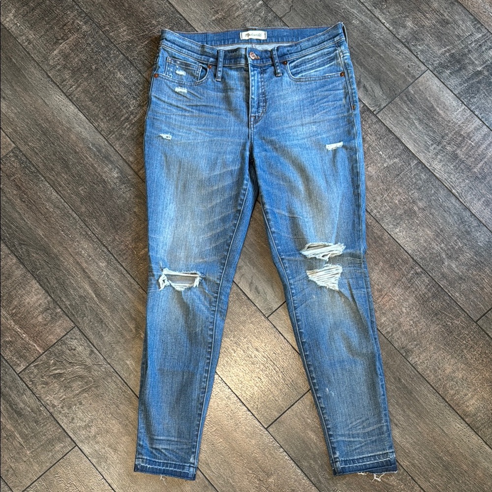 Madewell 9 inch Skinny Distressed Blue Jeans Size 31